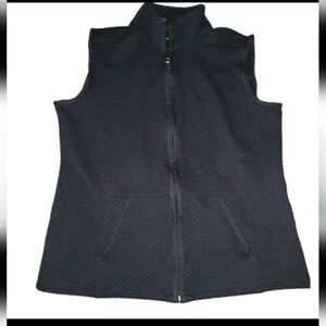 Karen Scott Sport - Women's Black Full Zip Quilted Sleeveless Vest. Size XS
